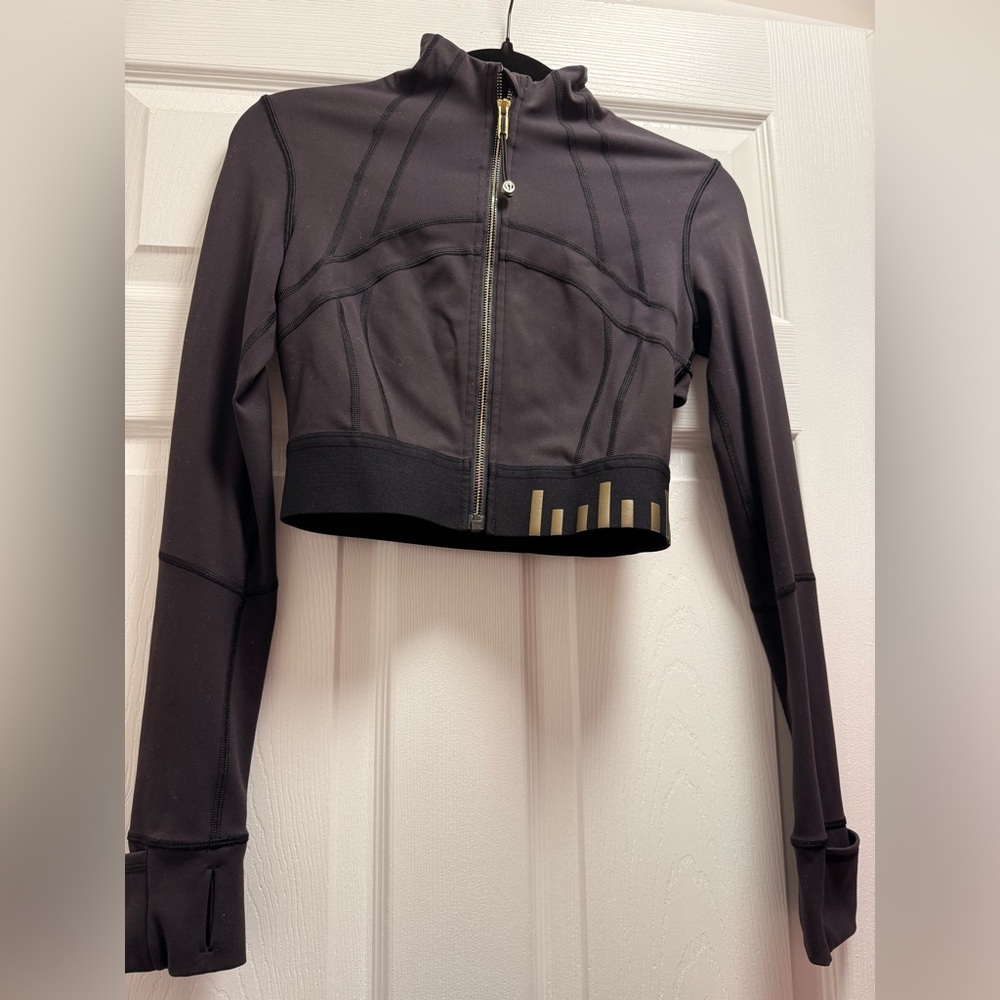 lululemon athletica Black Cropped Jacket